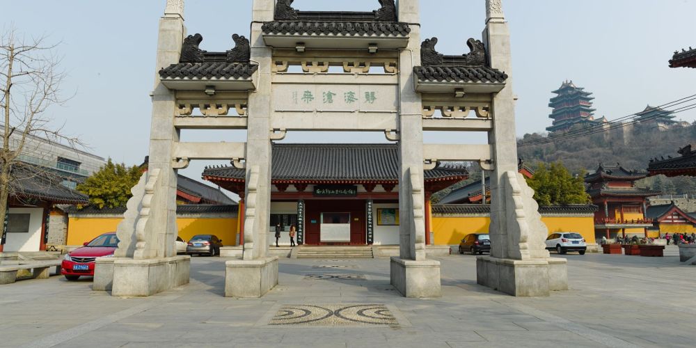 Jinghai Temple